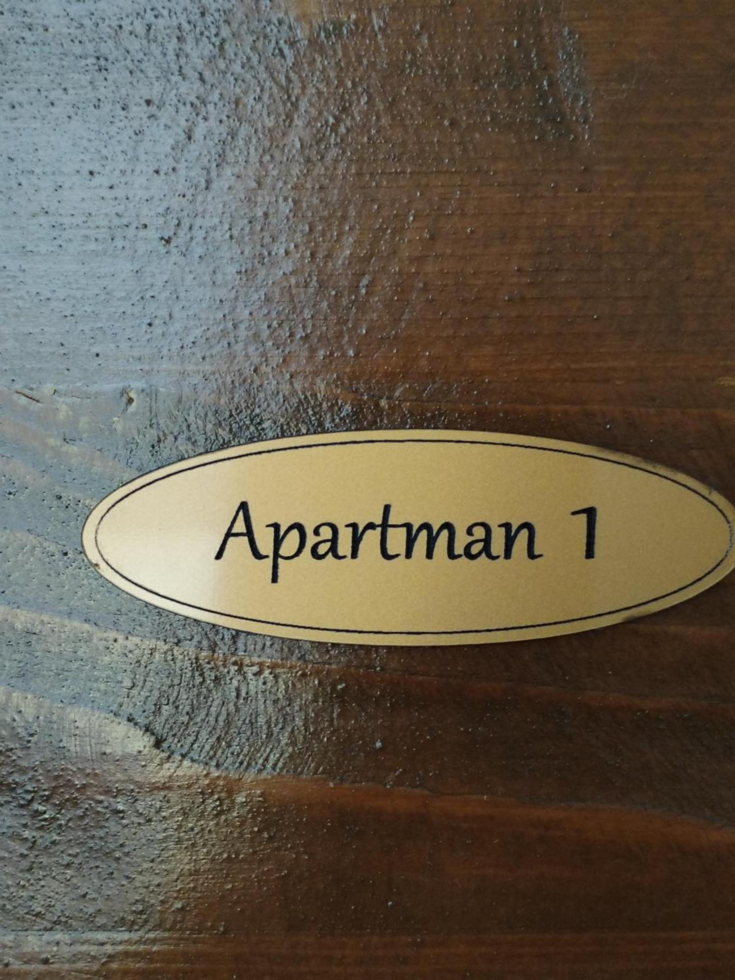 Apartmani Stonewood Zagreb Kamer foto