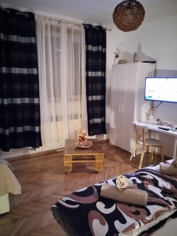 Apartmani Stonewood Zagreb Buitenkant foto