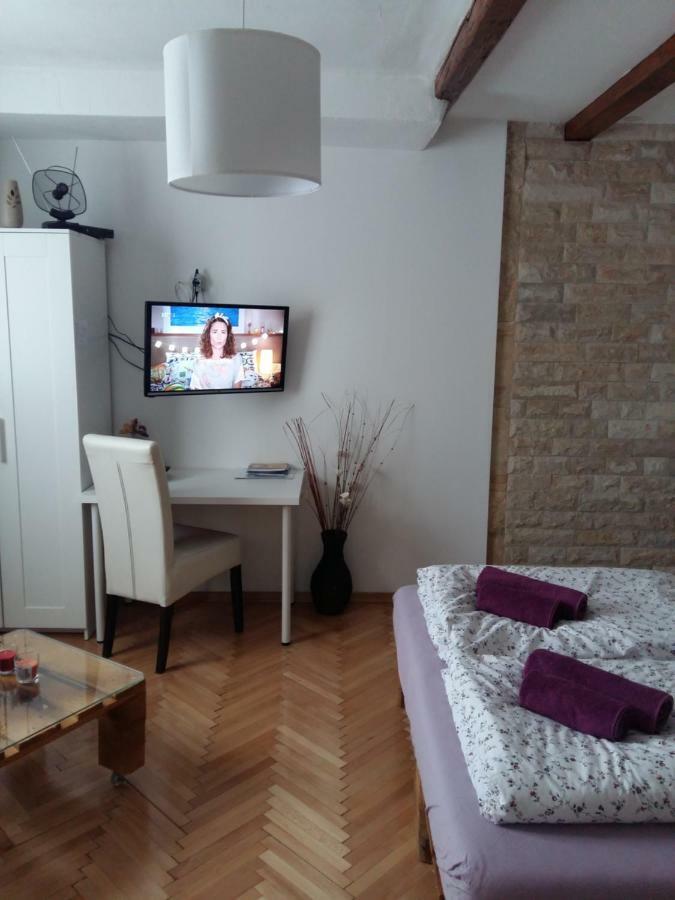 Apartmani Stonewood Zagreb Buitenkant foto