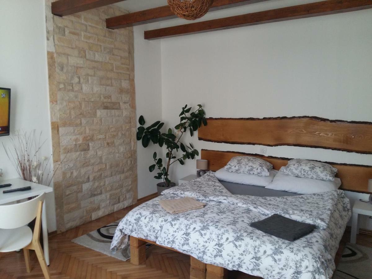 Apartmani Stonewood Zagreb Buitenkant foto